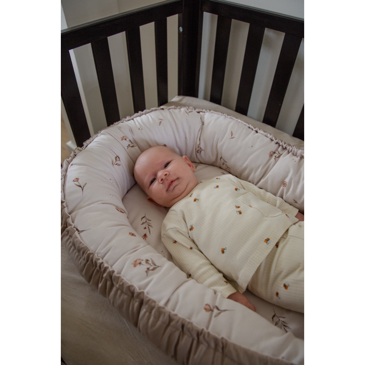 MamaLoes Vintage Bloemen Omkeerbaar Babynest