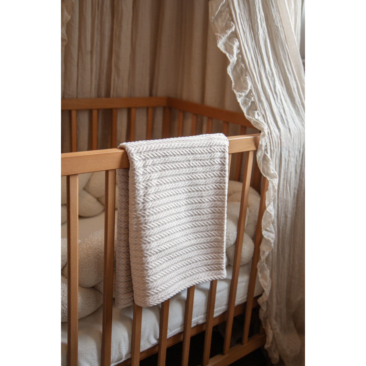 MamaLoes Zand 100x150cm Knitted Ledikantdeken