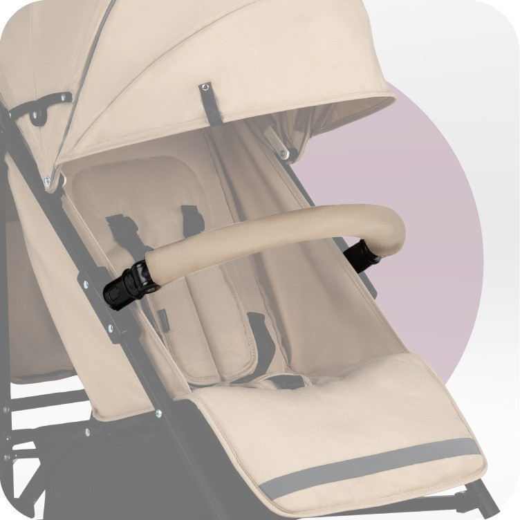 Momi Akira Beige Compacte Buggy