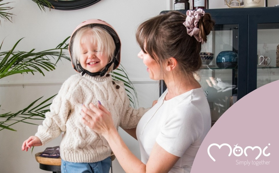 Momi Mimi Matte Black 48-55 cm Kinderhelm