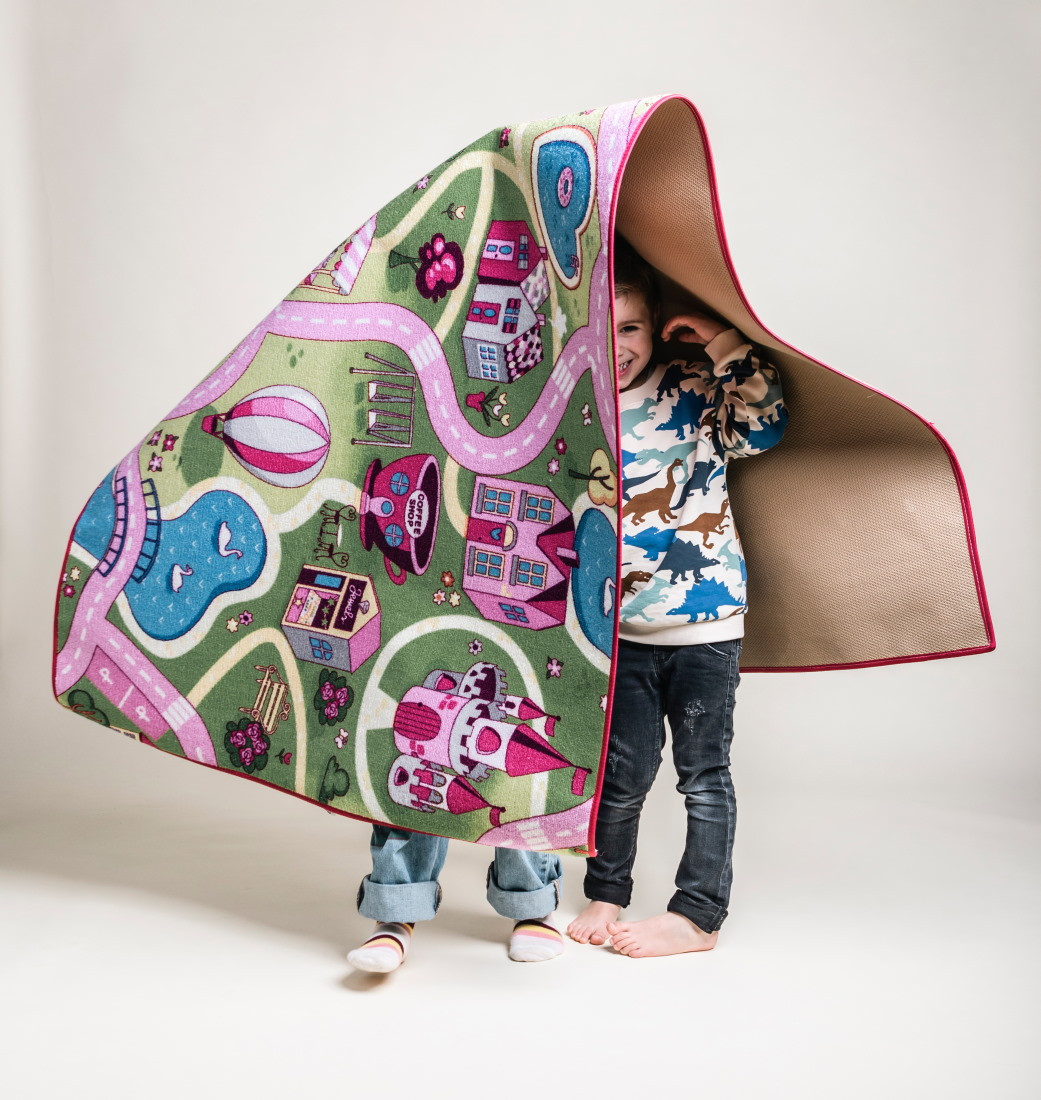 Rebel Roads Fairground Life 95x200 cm Speelmat