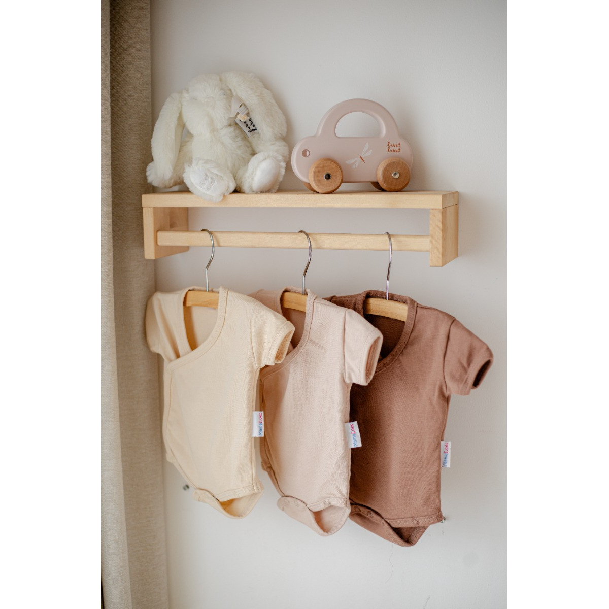 MamaLoes Zand Maat 56 Korte Mouw Overslag Romper