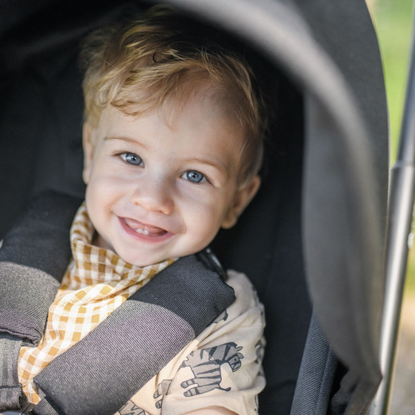 BabyGo Harmony Black 3-in-1 Kinderwagen incl. i-Size Autostoel 77511