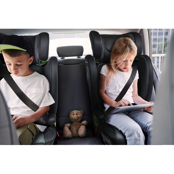 Babygo Safechild Black 100-150 cm i-Size Autostoel 3855