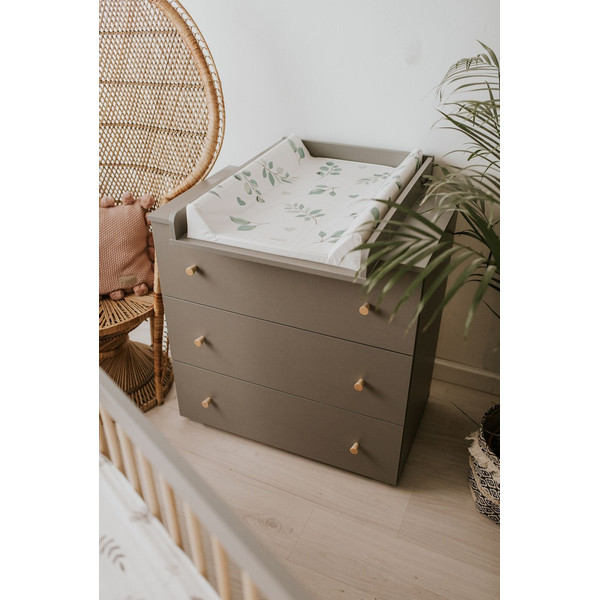 Babykamer Bo: Ledikant, Commode en 2-Deurskast