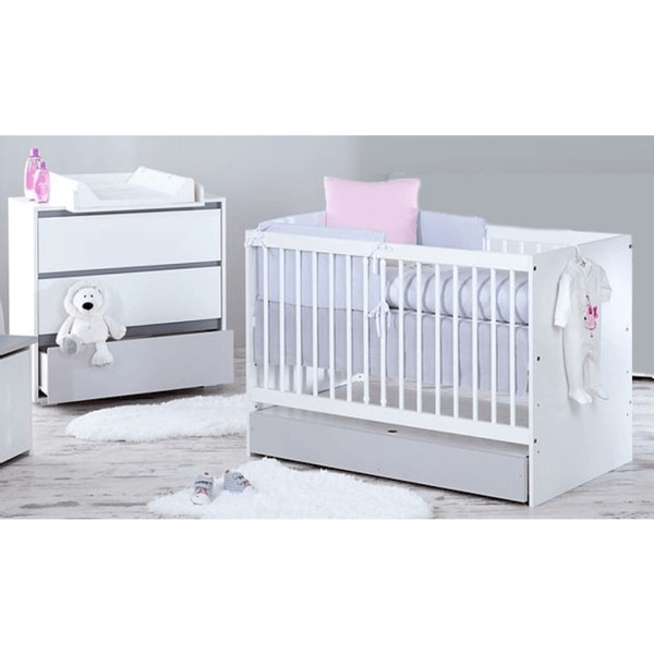 Babykamer Jasmijn: Ledikant en Commode