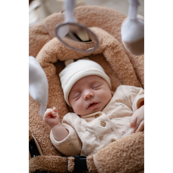 Ding Viggo Bouclé Nougat Wipstoel