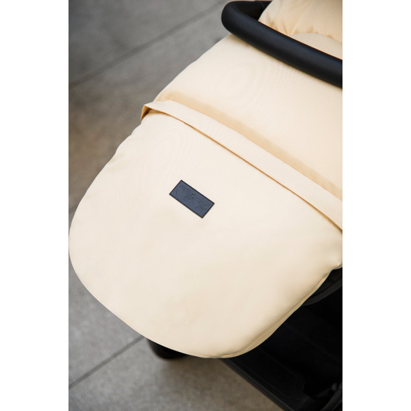 Momi Beige 2-in-1 Universele Voetenzak AKCE00049
