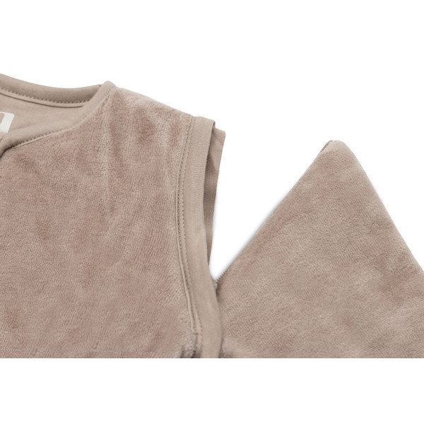 Jollein Velvet Milky Coffee 60 cm Slaapzak met Afritsbare Mouwen