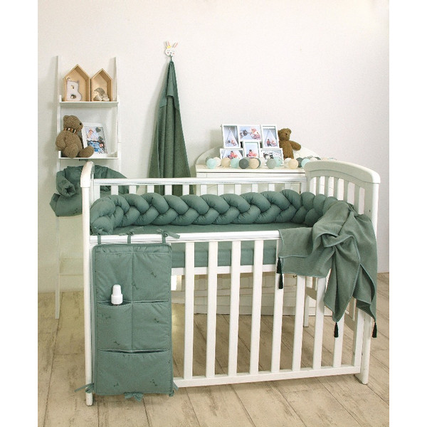 MamaLoes Amy Pure Stonegreen 210 cm Braided Bedbumper 80122