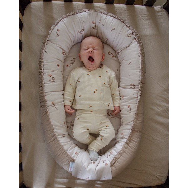 MamaLoes Vintage Bloemen Omkeerbaar Babynest